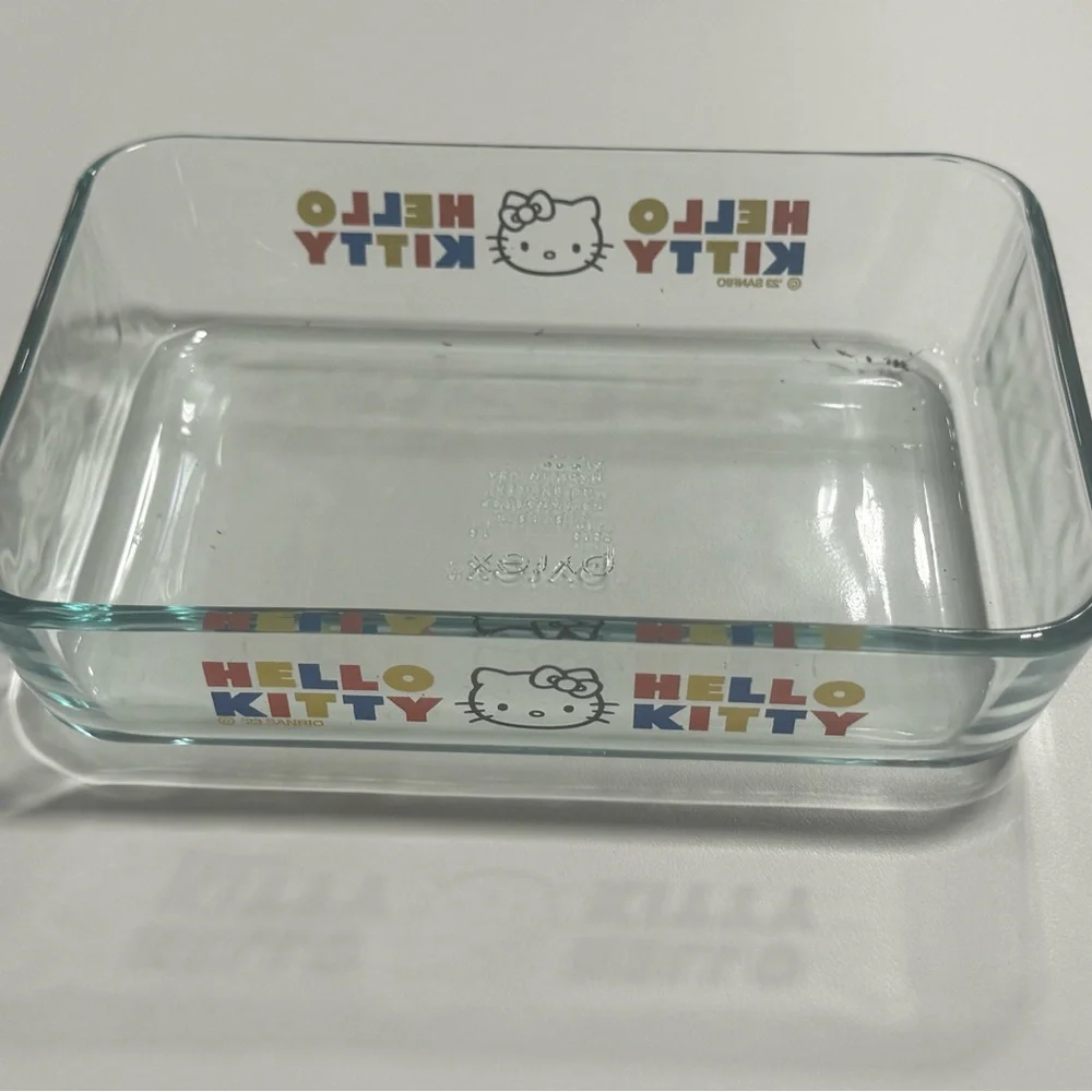 Pyrex® 3 piece Glass Storage Set: Hello Kitty®, Ribbons & Bows - NOS Rectangle